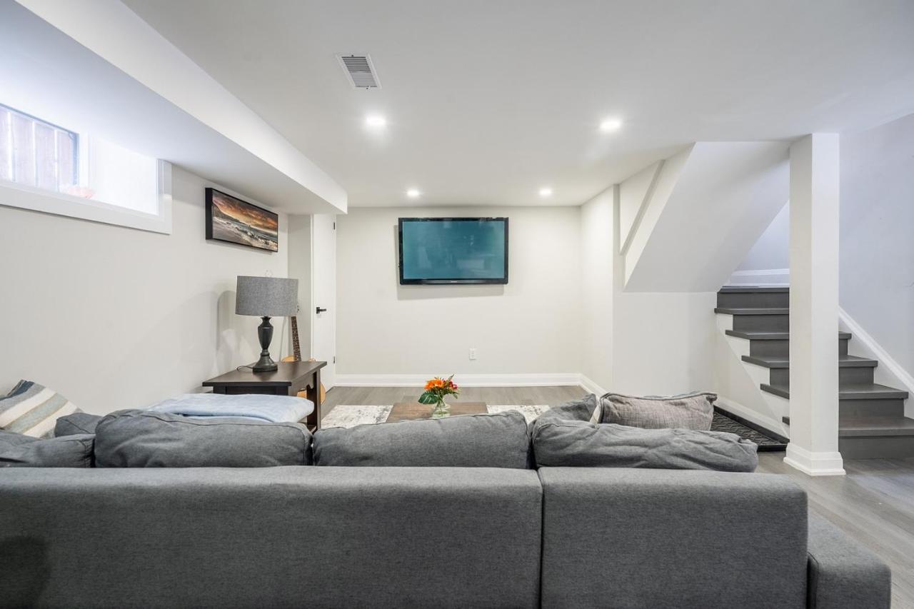 Basement Master Bedroom Μισισάουγκα Εξωτερικό φωτογραφία